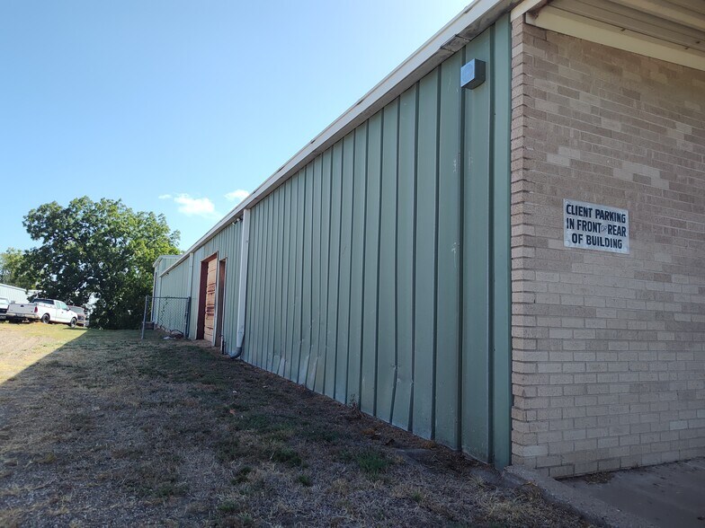 More Photos Of 1703 Blue Bell Rd., Brenham Warehouse For Sale
