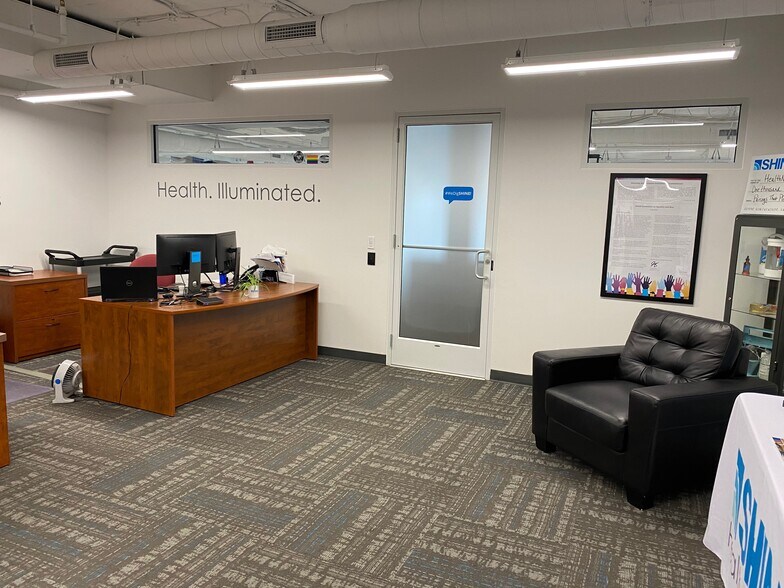 More Photos Of 100-101 E Milwaukee St, Janesville Office For Lease