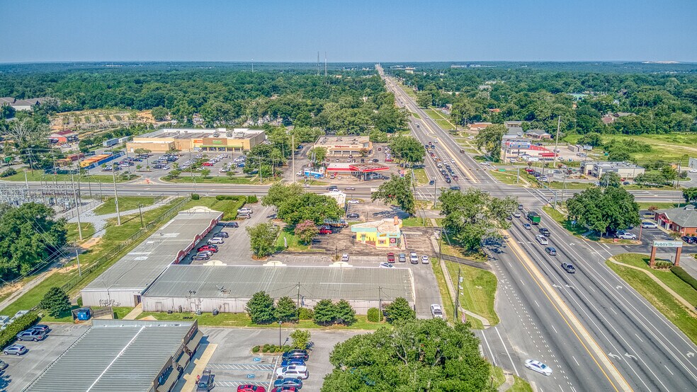 More Photos Of 2115 W 9 Mile Rd, Pensacola Unknown For Lease