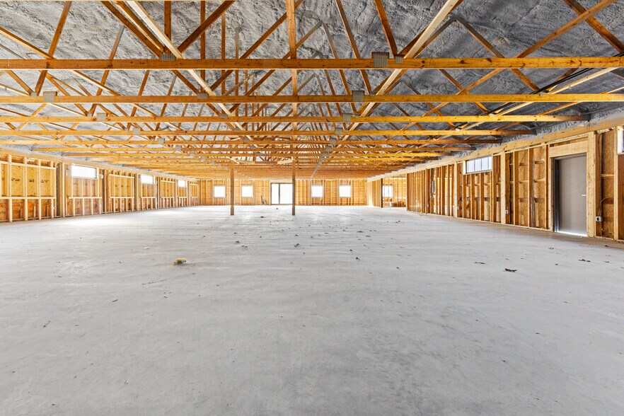 More Photos Of 1411 N 3rd St, Langley Warehouse For Sale