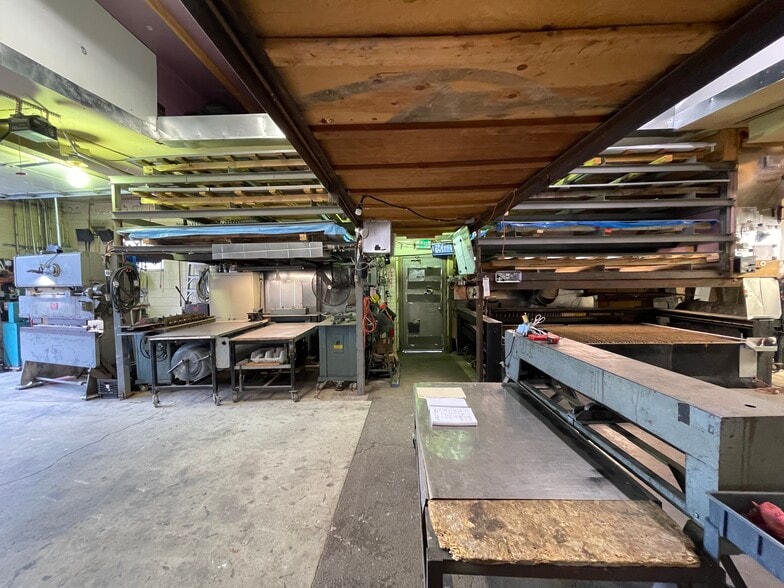 More Photos Of 298-300 Edmund Ave, Paterson Warehouse For Sale