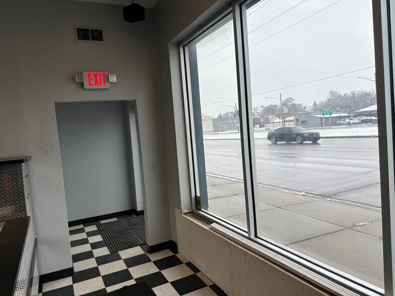 More Photos Of 13417 E 8 Mile Rd, Warren Warehouse For Sale