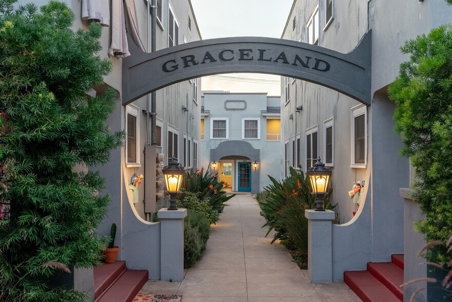 More Photos Of 107-111 N Columbus Ave, Glendale Apartments For Sale