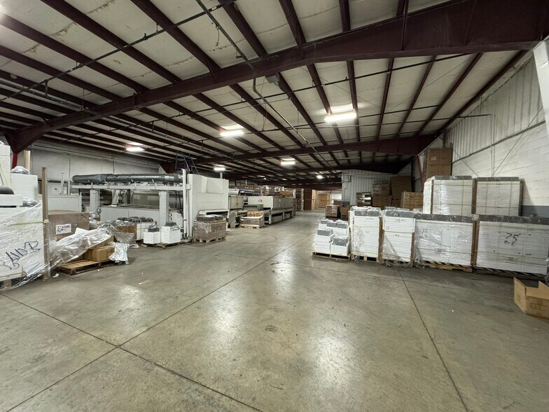 More Photos Of 57784 County Road 3, Elkhart Warehouse For Lease
