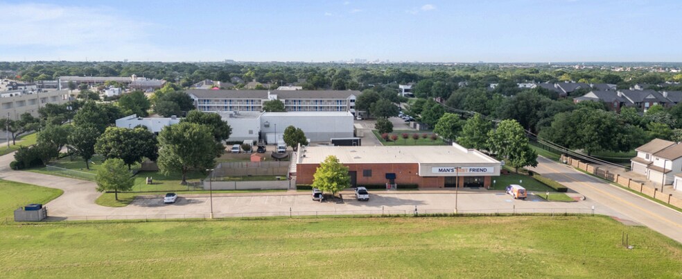 More Photos Of 2639-2641 Westgrove Dr, Carrollton Manufacturing For Sale