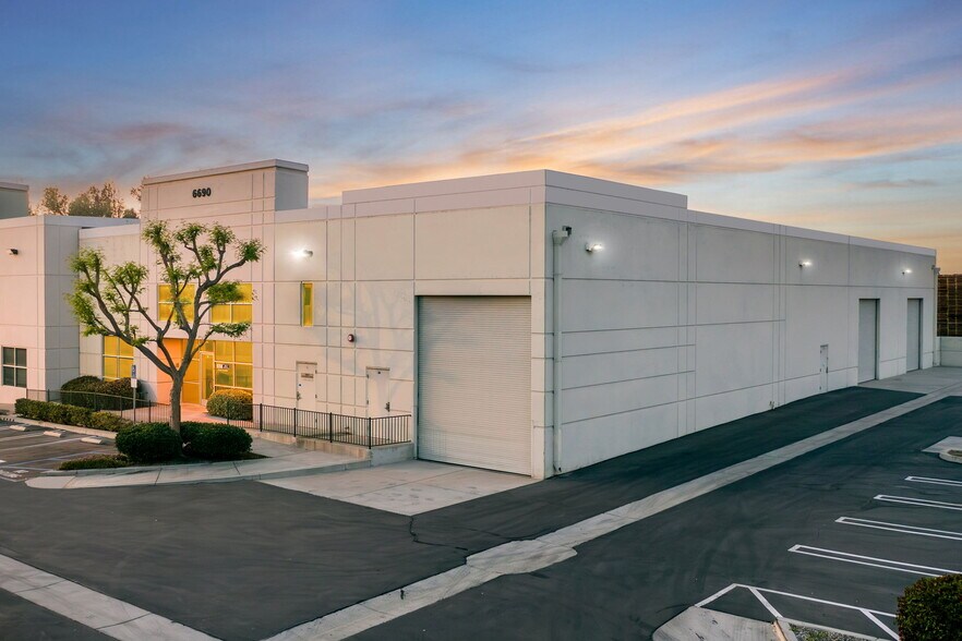 More Photos Of 6690 Doolittle Ave, Riverside Warehouse For Sale
