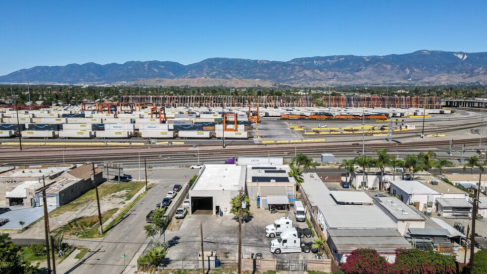 More Photos Of 1033-1047 W 3rd St, San Bernardino Warehouse For Sale
