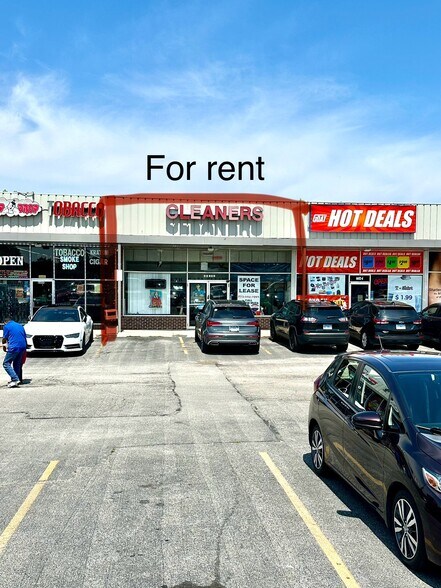 More Photos Of 6600-6620 W 111th St, Worth Unknown For Lease