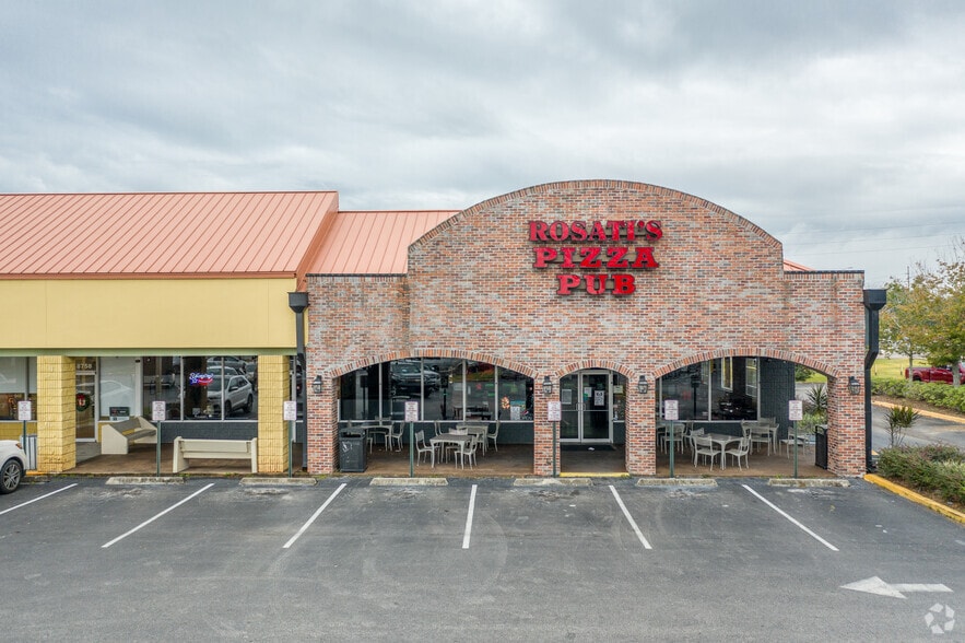 More Photos Of 18750-18870 Us Highway 441, Mount Dora Unknown For Lease