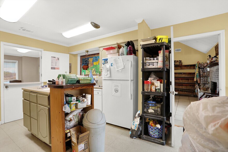 More Photos Of 5165 Getwell Rd, Southaven Office For Sale