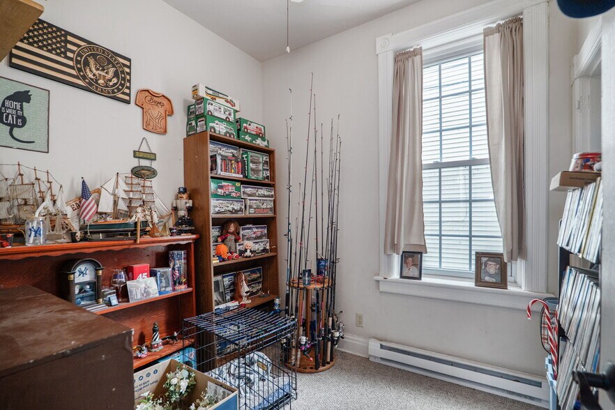 More Photos Of 462-470 2nd Ave, Troy Storefront Retail Residential For Sale