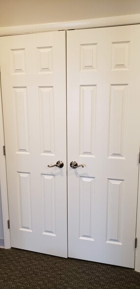 More Photos Of 3860 Race Rd, Cincinnati Medical For Sale