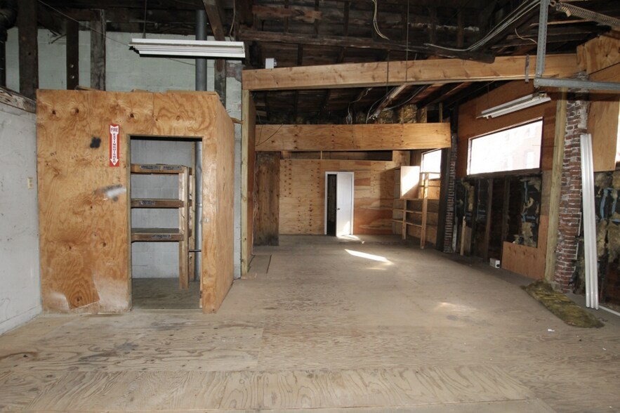 More Photos Of 74 Water St, Worcester Warehouse For Sale