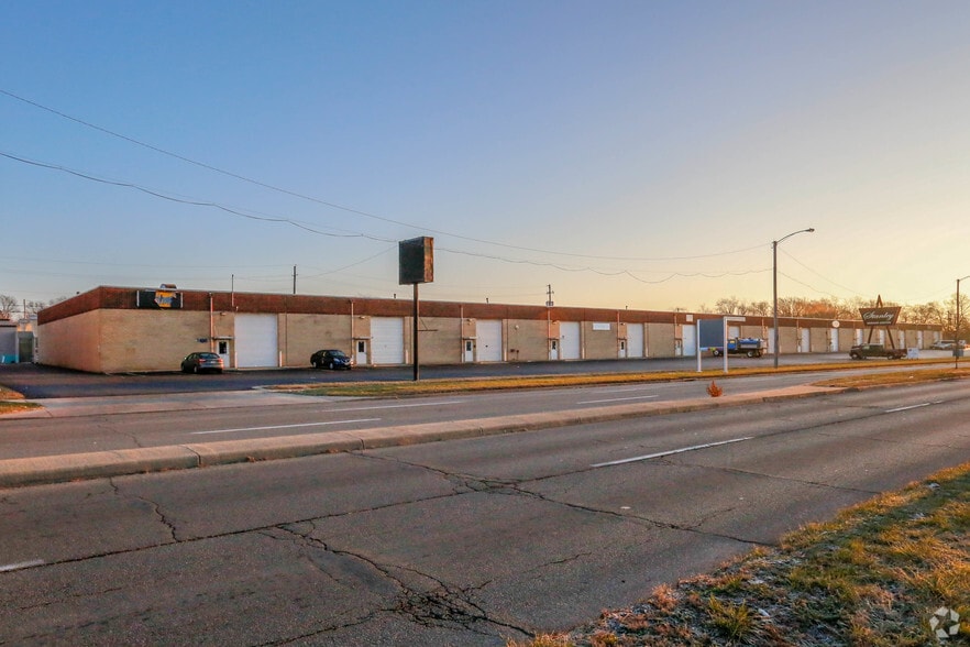 More Photos Of 2416-2524 Stanley Ave, Dayton Service For Lease