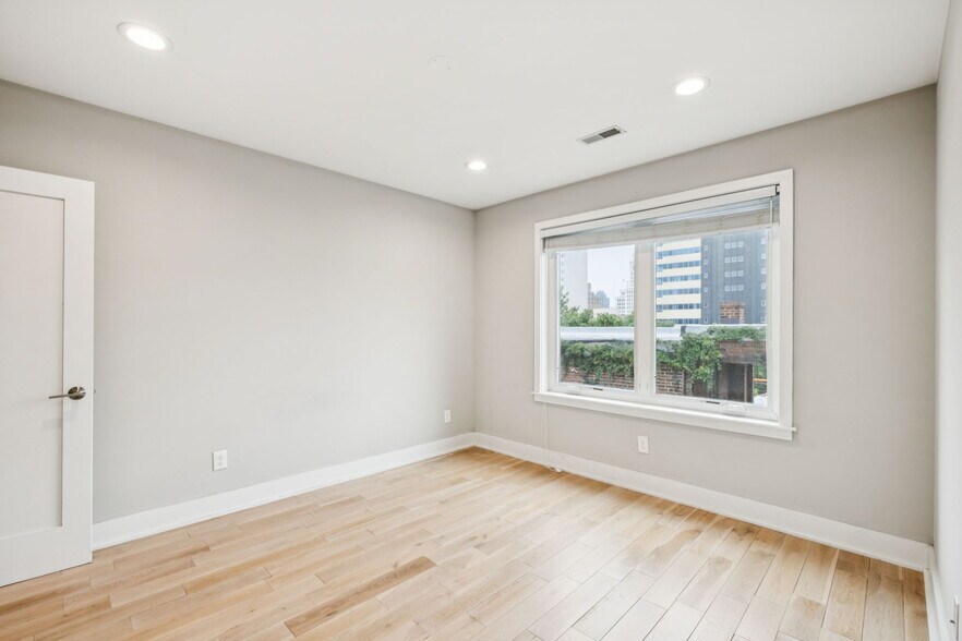 More Photos Of 1516 Green St, Philadelphia Apartments For Sale