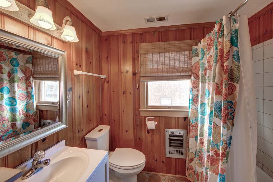 More Photos Of 9023 Gerhard st, Nags Head Apartments For Sale