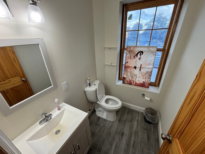 More Photos Of 65 N Broad St, Woodbury Office Residential For Sale