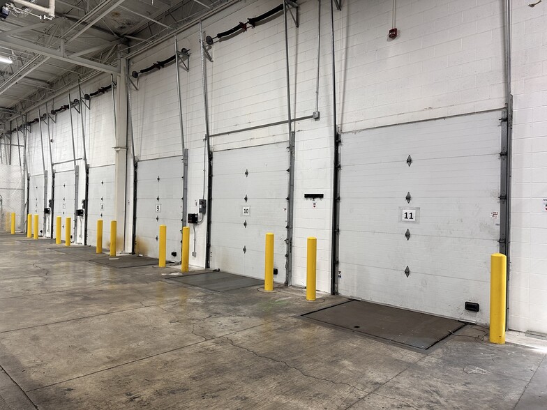 More Photos Of 9201 Wilmot Rd, Pleasant Prairie Warehouse For Lease