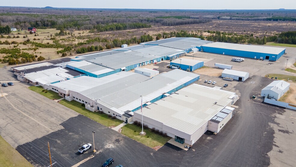 More Photos Of N9246 State Road 80, Necedah Warehouse For Lease