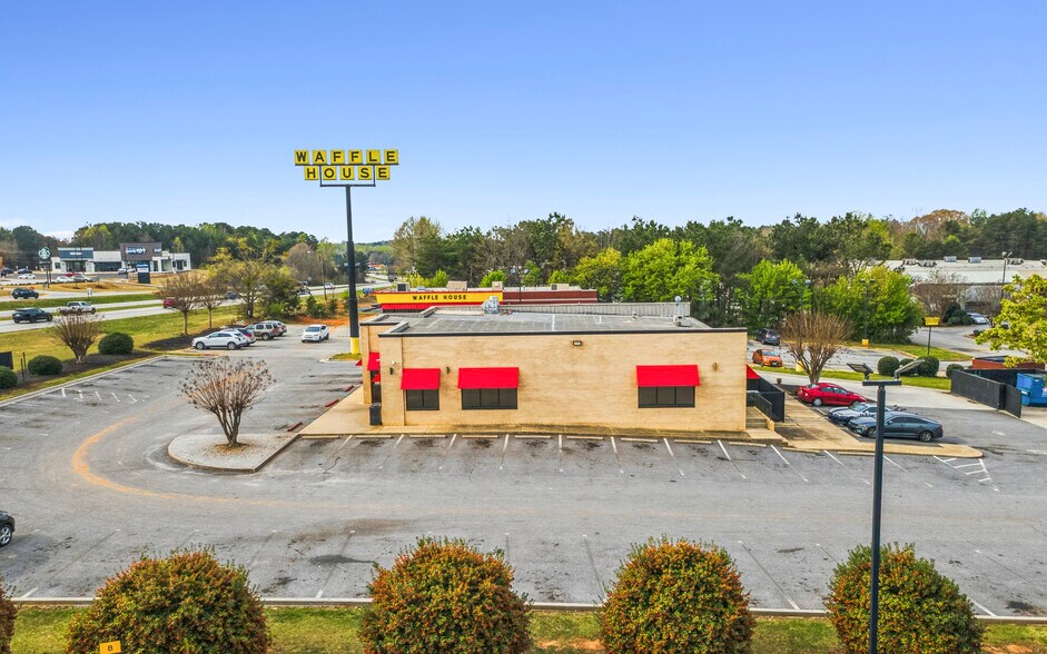 More Photos Of 515 Roe Center Ct, Travelers Rest Land For Lease