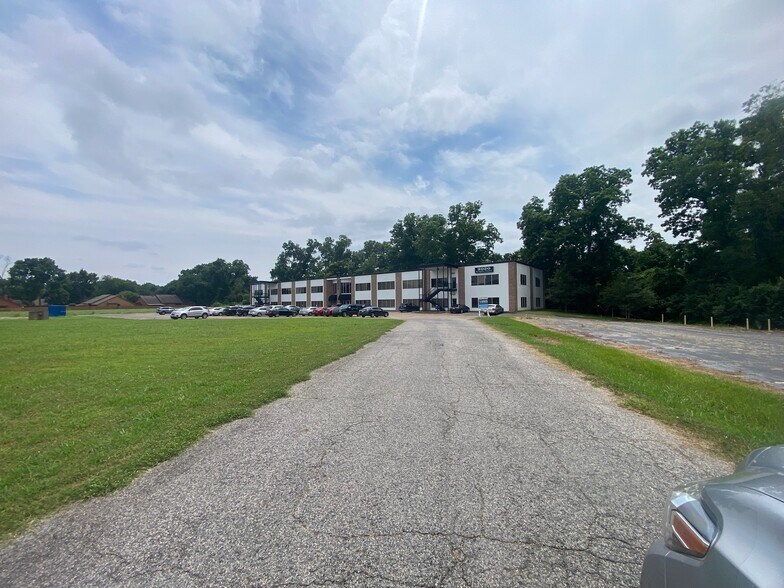 More Photos Of 3020 Knight St, Shreveport Loft Creative Space For Sale