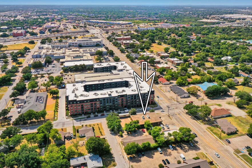 More Photos Of 396 W Main St, Lewisville Medical For Sale