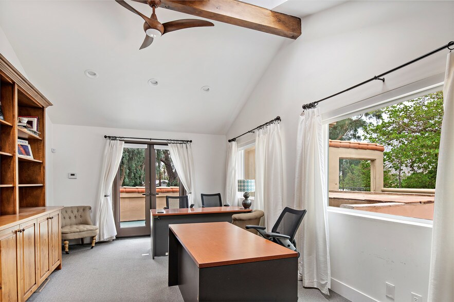 More Photos Of 51370 Avenida Bermudas, La Quinta Office Residential For Sale