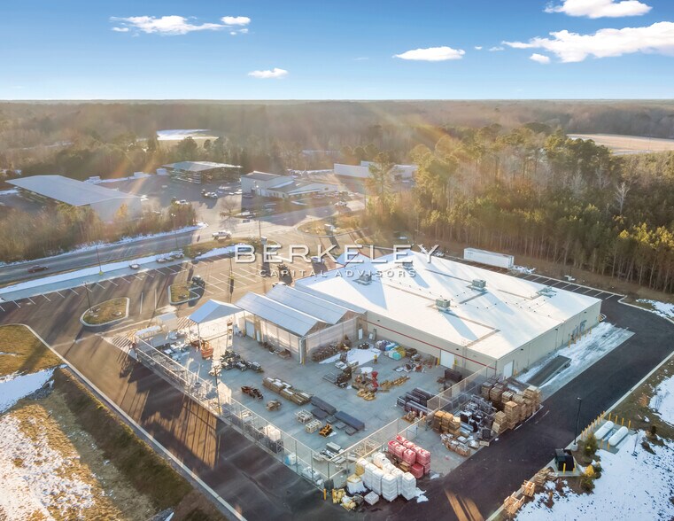 More Photos Of 183 General Puller Hwy, Saluda Freestanding For Sale