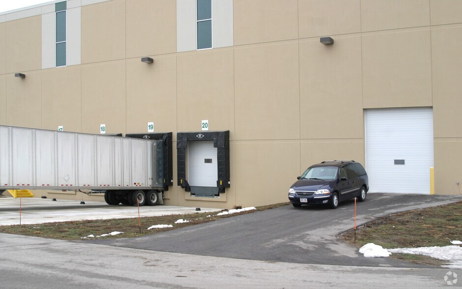 More Photos Of 10277 Venice Ave, Sturtevant Warehouse For Lease