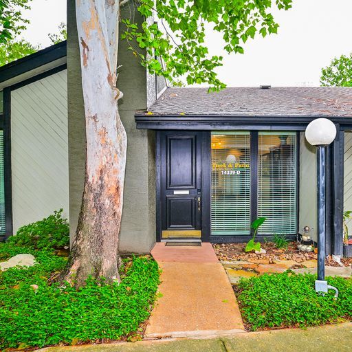 More Photos Of 14339 Torrey Chase Blvd, Houston Loft Creative Space For Lease