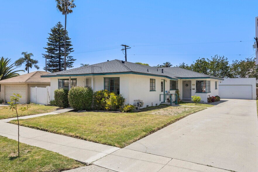 Primary Photo Of 11 N Dunning St, Ventura Apartments For Sale