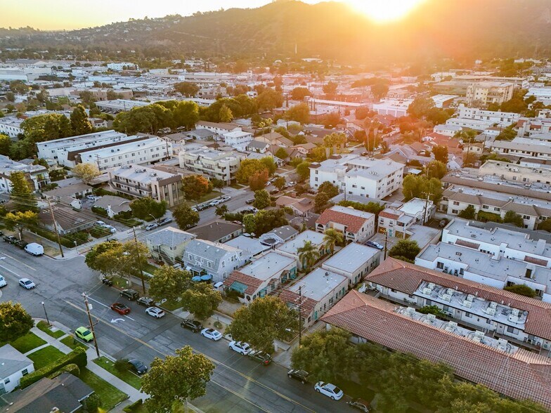 More Photos Of 615 S Columbus Ave, Glendale Apartments For Sale