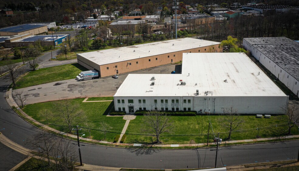 More Photos Of 230 Liberty St, Metuchen Warehouse For Sale