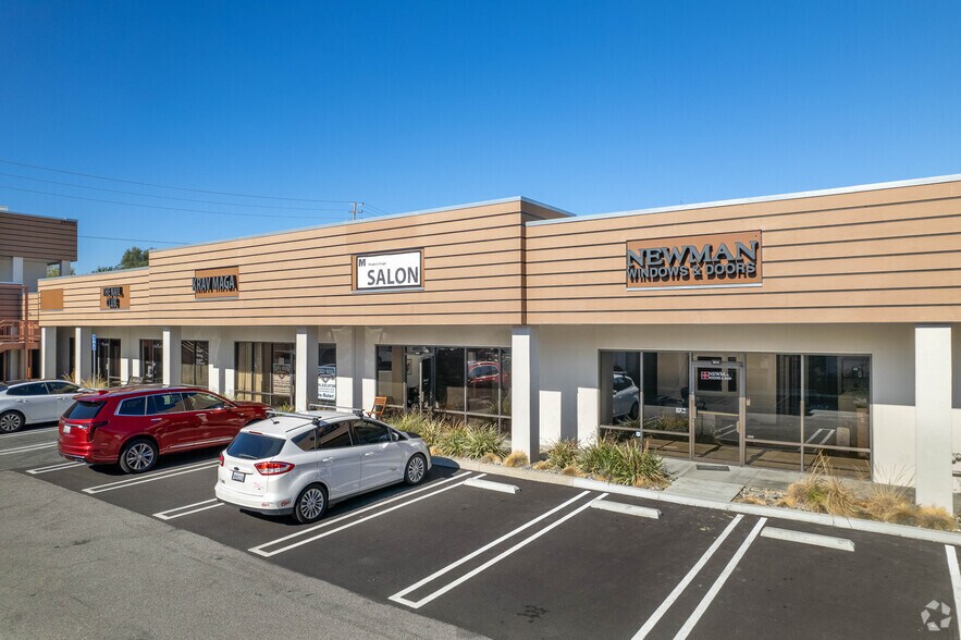 More Photos Of 24002 Via Fabricante, Mission Viejo Unknown For Lease