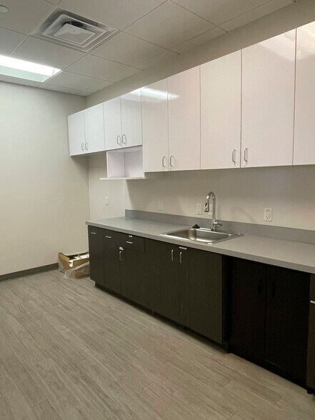 More Photos Of 1482 E Williams Field Rd, Gilbert Unknown For Lease