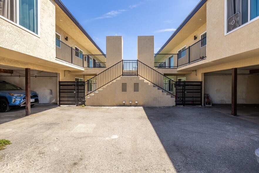 More Photos Of 7370 Neo St, Downey Apartments For Sale