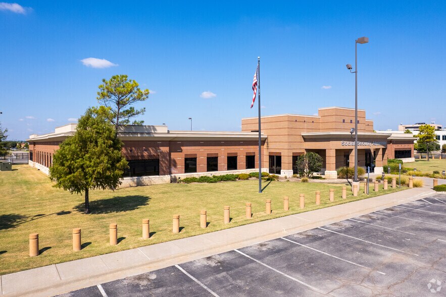 Primary Photo Of 4750 S Garnett Rd, Tulsa Office For Sale