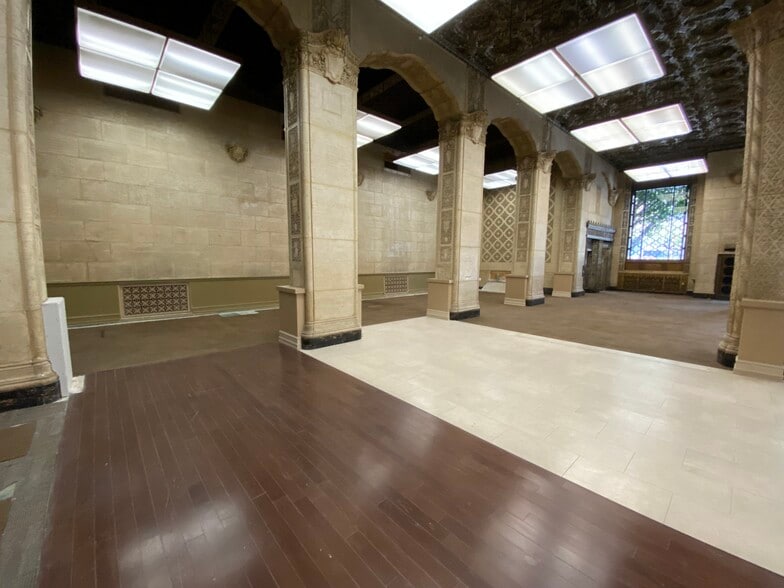 More Photos Of 315 W 9th St, Los Angeles Office For Lease