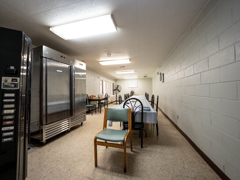 More Photos Of 84 Chestnut Park Dr, Waynesville Healthcare For Sale