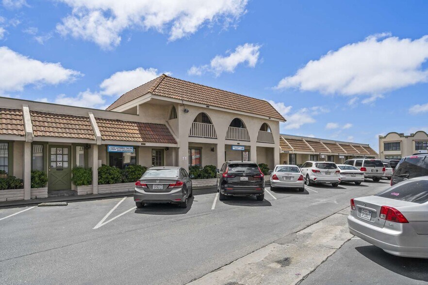 More Photos Of 1283-1287 N Main St, Salinas Storefront Retail Office For Sale