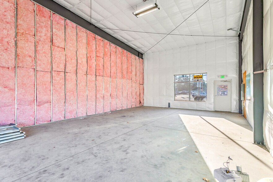 More Photos Of 6900 Hannegan Rd, Lynden Storefront For Lease