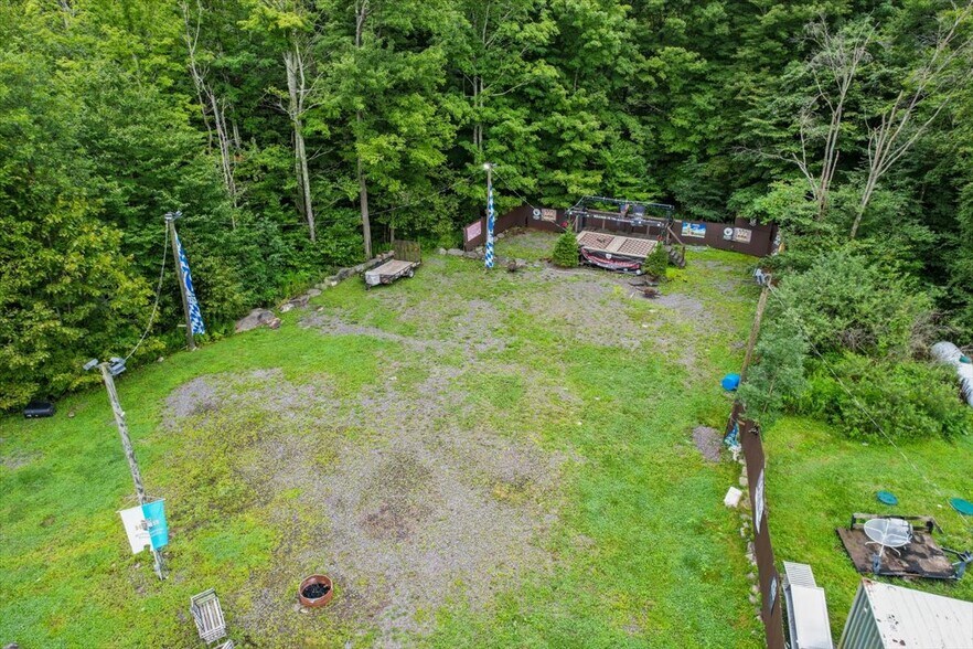 More Photos Of 2136 Lake Ariel Hwy, Lake Ariel Restaurant For Sale