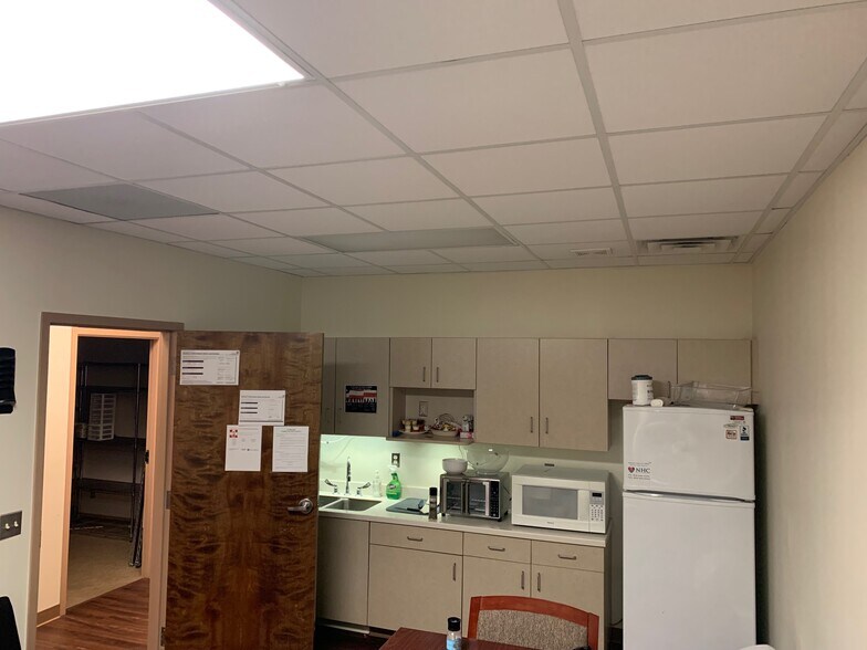 More Photos Of 204 N Hamilton St, Richmond Medical For Lease