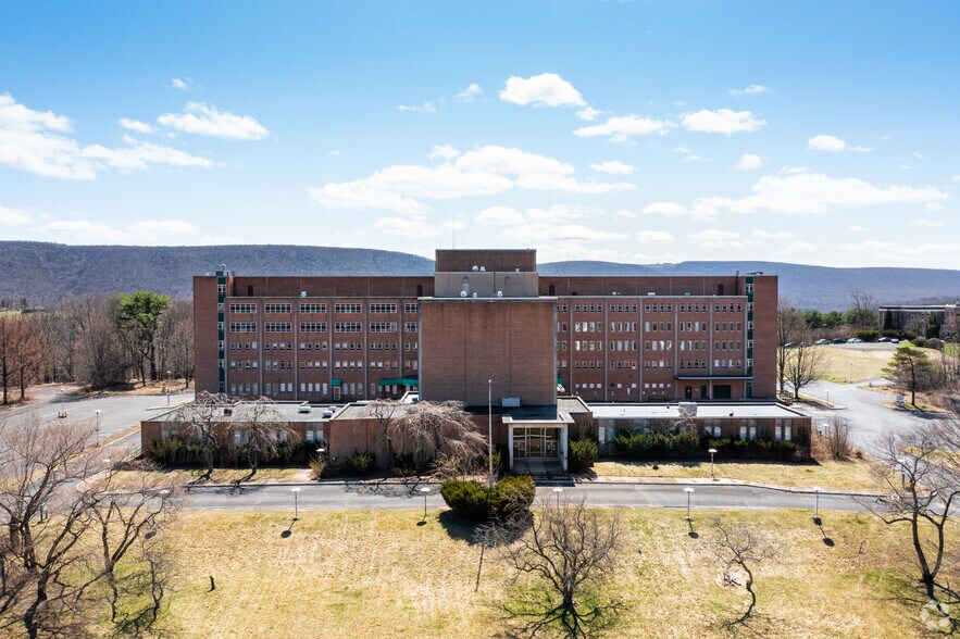 More Photos Of 101 Broad St, Ashland Hospital For Sale