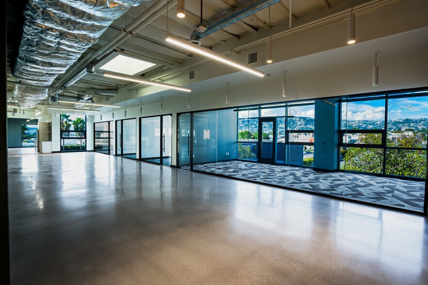 More Photos Of 110 S Fairfax Ave, Los Angeles Office For Lease