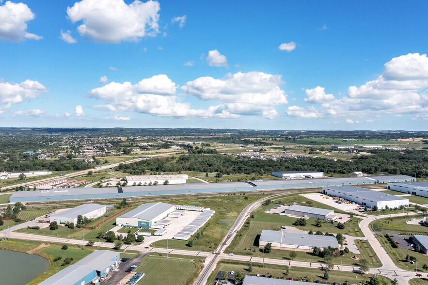 More Photos Of 122-342 Kohlman Rd, Fond Du Lac Industrial For Sale