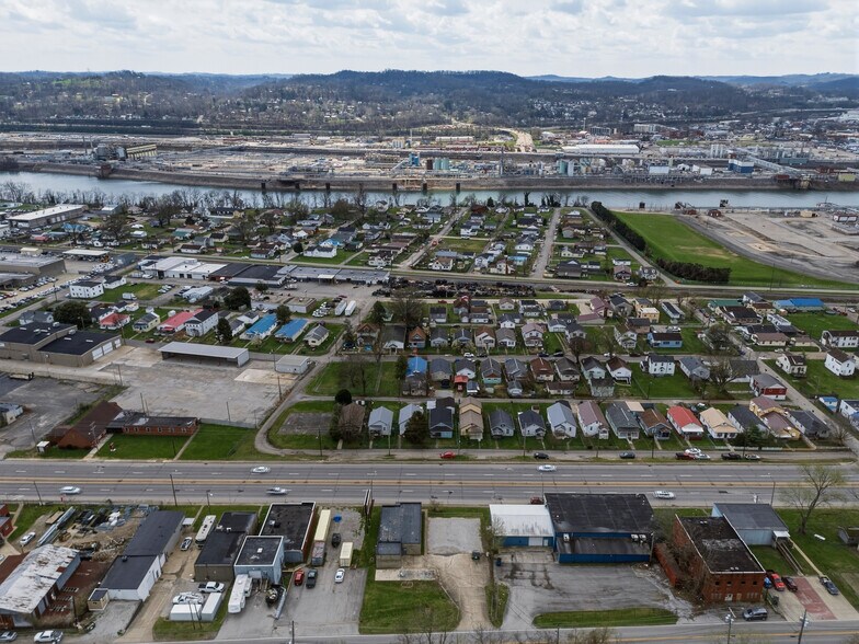 More Photos Of 3122 7th Ave, Charleston Office For Sale