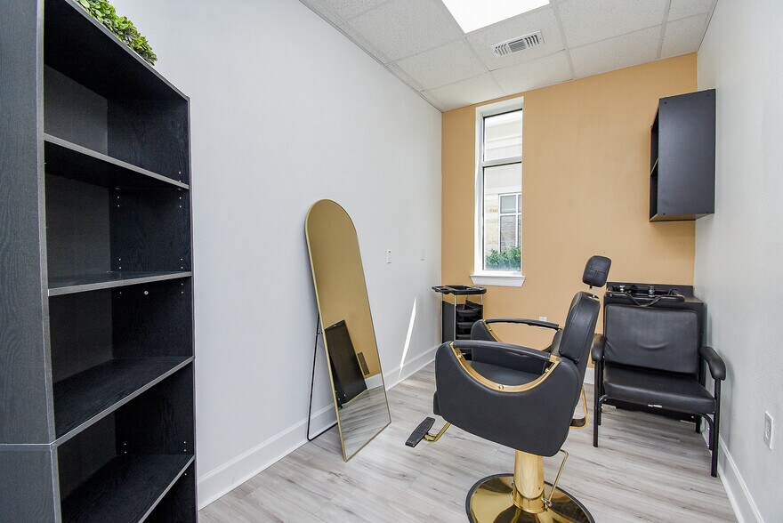 More Photos Of 440 Cobia Dr, Katy Office Residential For Sale