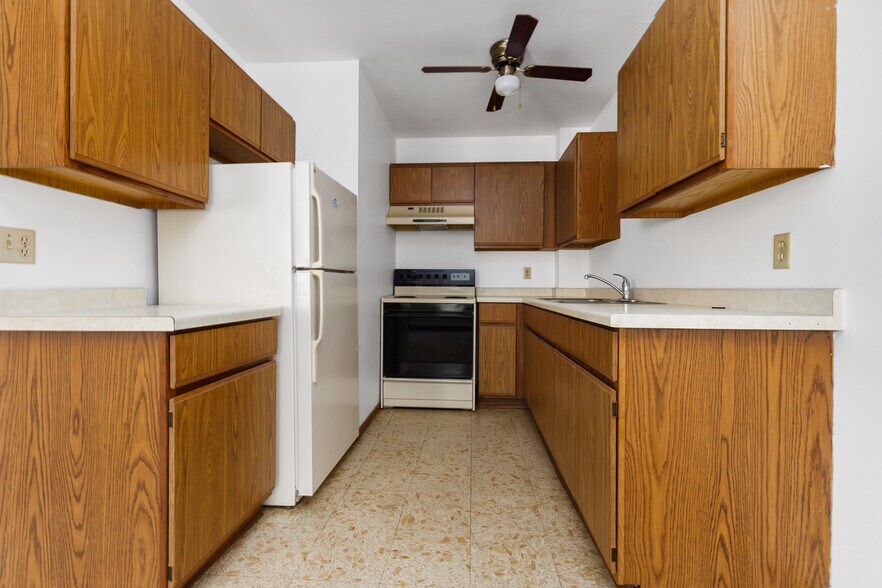 More Photos Of 20 Forest Ave, Fond Du Lac Apartments For Sale