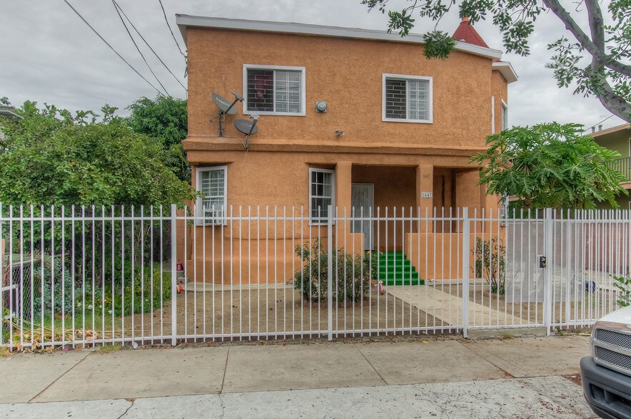 More Photos Of 1647 W 12th Pl, Los Angeles Apartments For Sale